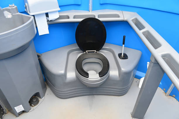 Best Portable restroom trailer rental  in West Richland, WA